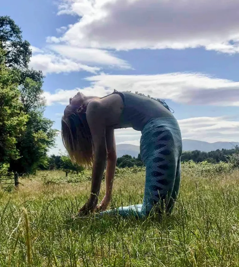 emshanti-yoga-pose2 emshanti yoga
